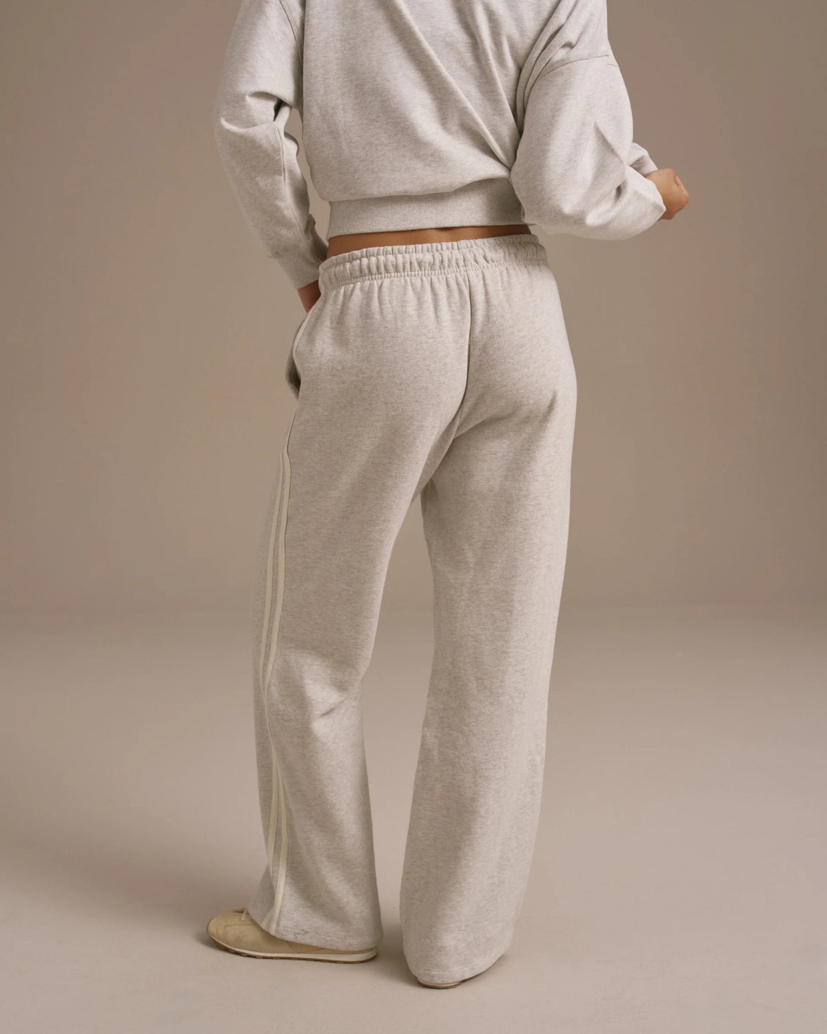 Loose Fit Straight Leg Sweatpants Light Grey Melange