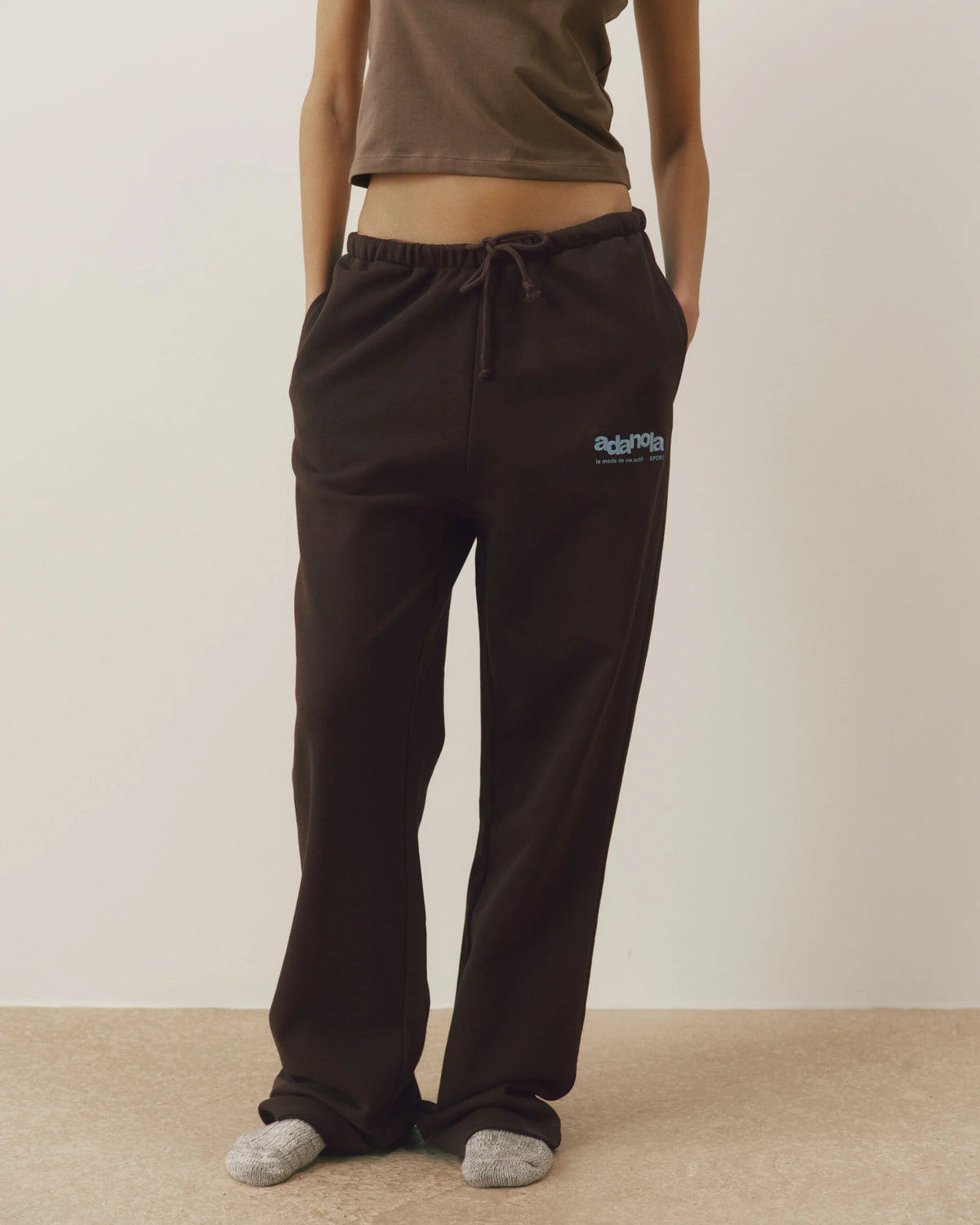 Straight Leg Sweatpants Coffee Bean