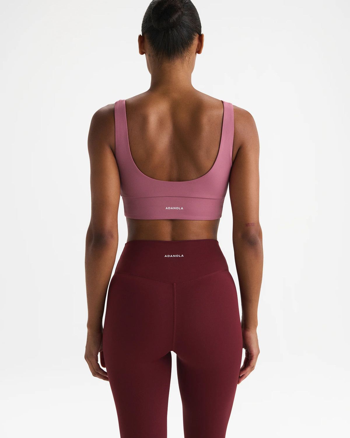 Ultimate V-Neck Bra - Deep Pink