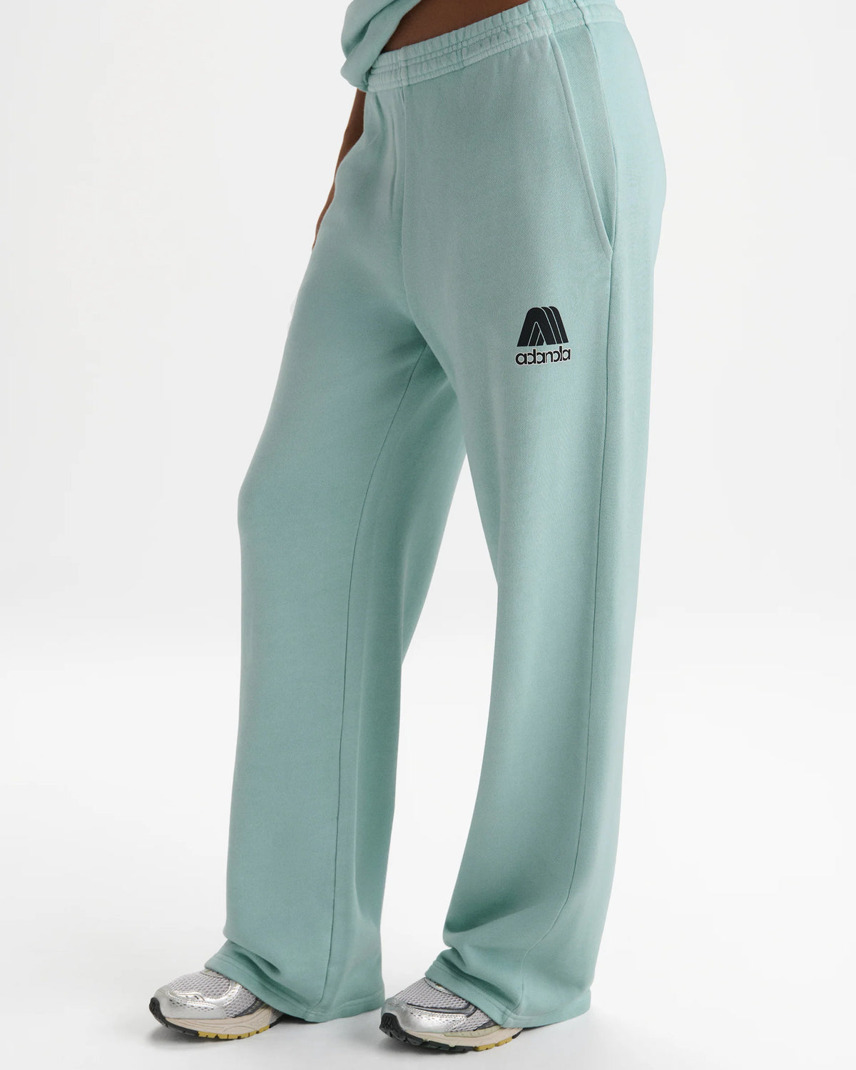 Straight Leg Sweatpants Washed Ocean Blue